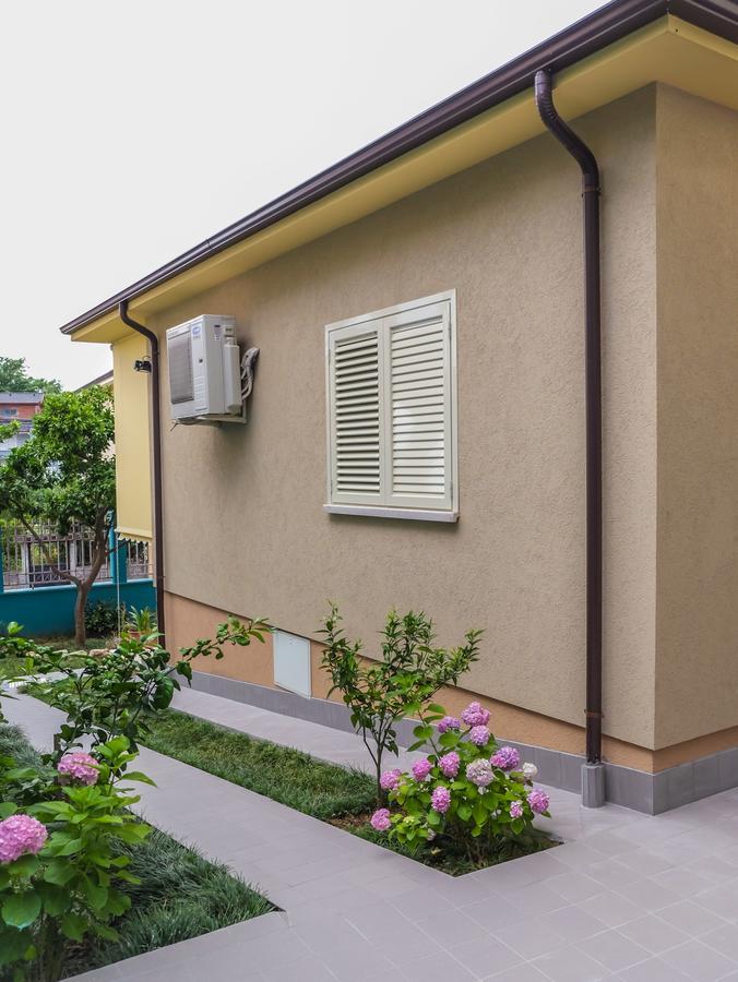 Ariadnes Apartments Тирана Екстер'єр фото