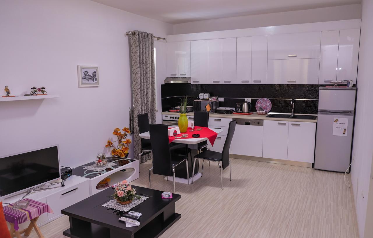 Ariadnes Apartments Тирана Екстер'єр фото